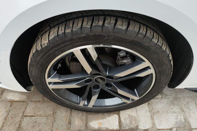 Used Audi A4L 2022 40 TFSI Luxury Dynamic Model