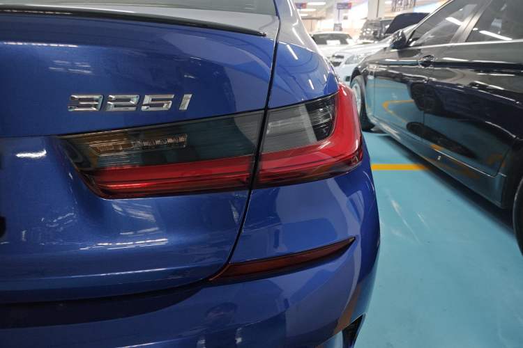 Used BMW 3 Series 2021 Second Facelift 325i M Sport Night Edition Package