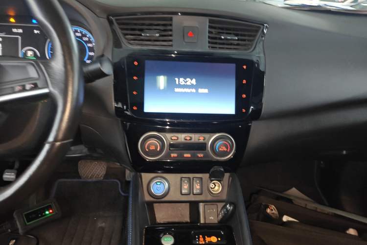 Used Nissan Sylphy EV 2018 ZhiZun Edition Audio And AC Panel