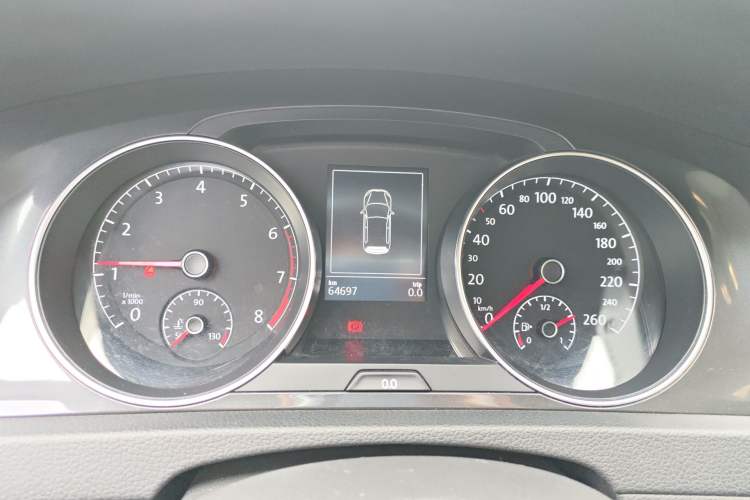 Used Volkswagen Golf 2017 230TSI Automatic Luxury Million-Vehicle Commemorative Edition