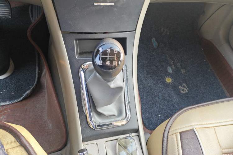 Used Lifan Auto 620 2010 Platinum Edition 1.5L Manual Premium Model