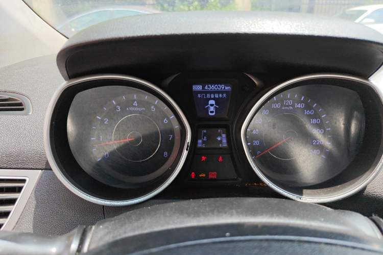 Used Hyundai Elantra (5th Generation / Langdong) 2015 1.6L Manual Leading Model Instrument Cluster
