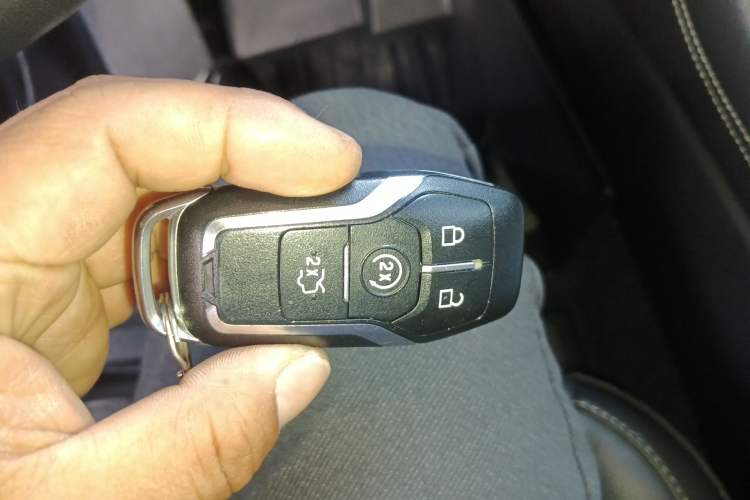 Used Ford Taurus 2017 EcoBoost 245 Fashion Edition
