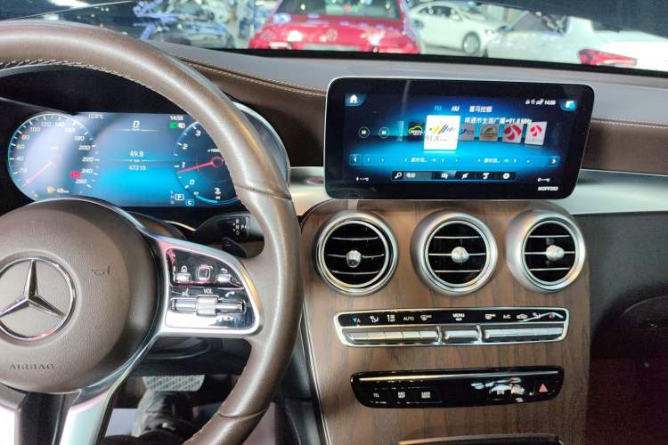 Used Mercedes-Benz GLC 2021 GLC 260 L 4MATIC Luxury Model
