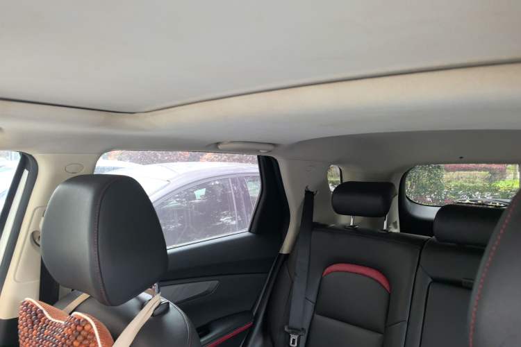 Used CHANGAN CS55 2017 1.5T Automatic Colorful Edition
