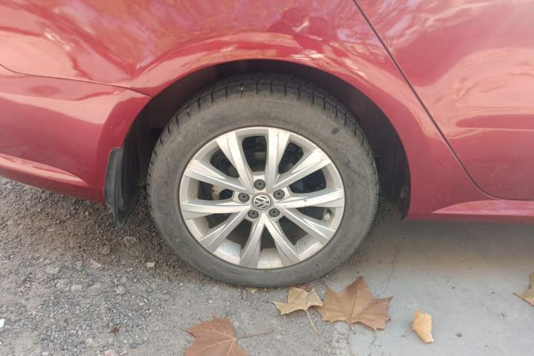 Used Volkswagen Lavida 2015 1.6L Automatic Comfort Edition