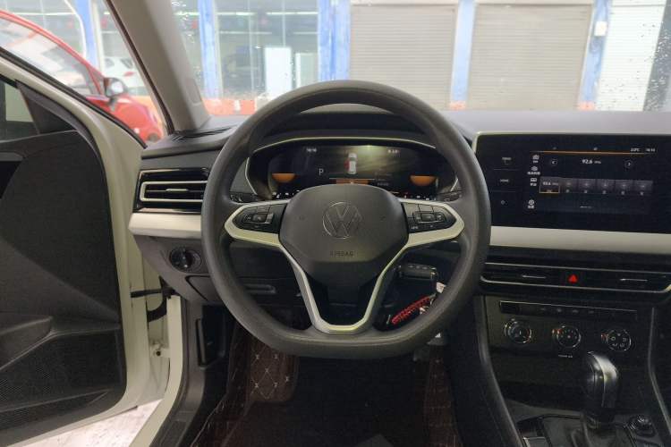 Used Volkswagen Lavida 2023 Revised 1.5L Automatic DeYi Edition
