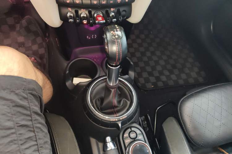 Used MINI MINI 2014 2.0T COOPER S Excitement