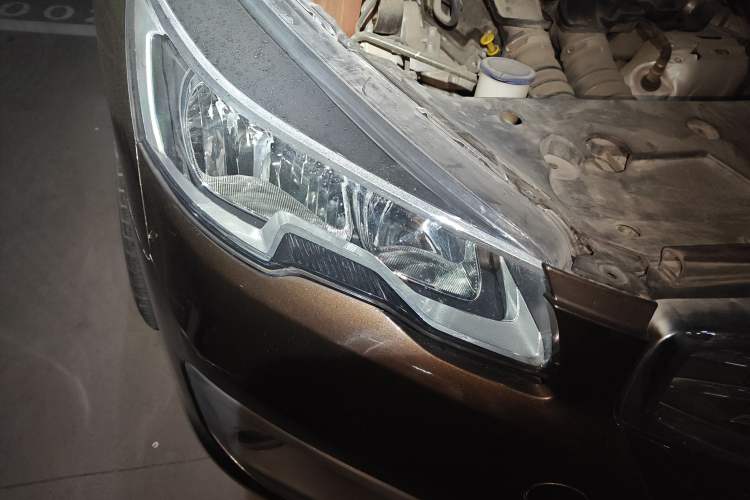 Used Peugeot 508 2015 1.6THP Automatic Prestige Edition Right Front Headlight