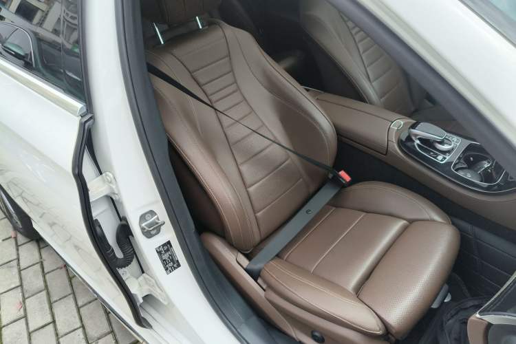 Used Mercedes-Benz E-Class 2016 E 200 L Sport Edition
