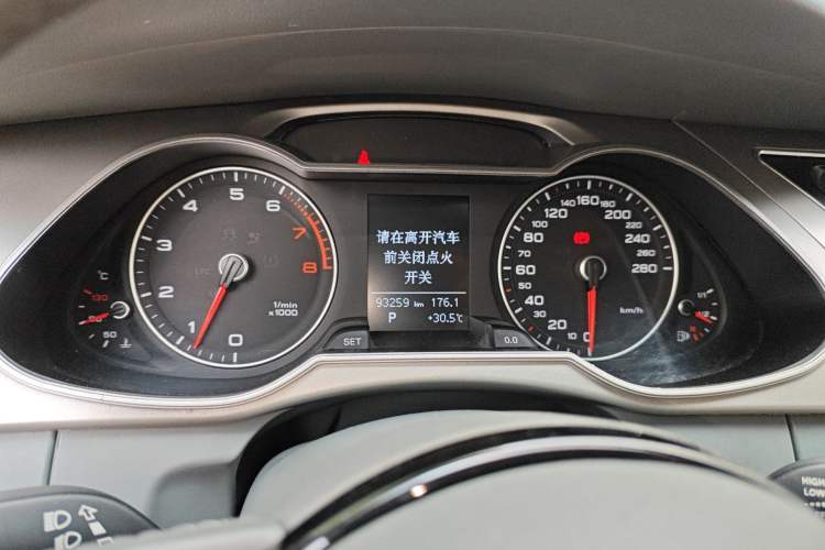 Used Audi A4L 2016 35 TFSI Automatic Comfort Model Instrument Cluster