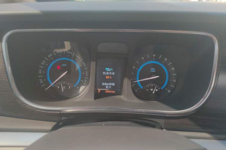 Used Buick GL8 2011 2.4L LT Luxury Business Executive Edition