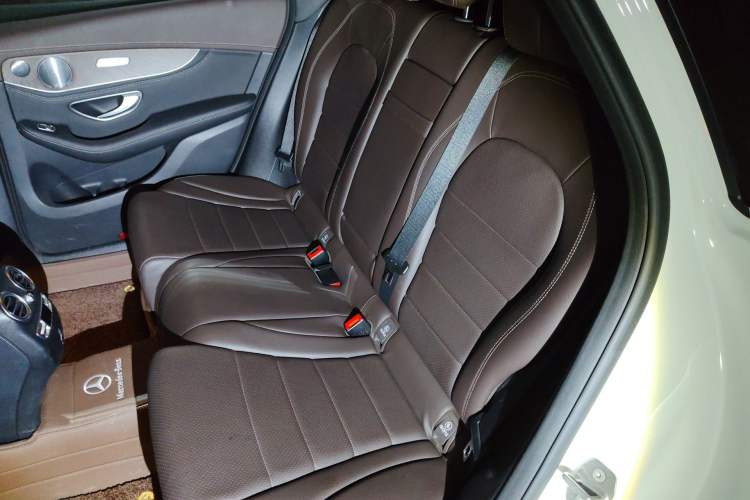 Used Mercedes-Benz GLC 2020 Facelift GLC 300 L 4MATIC Dynamic Edition