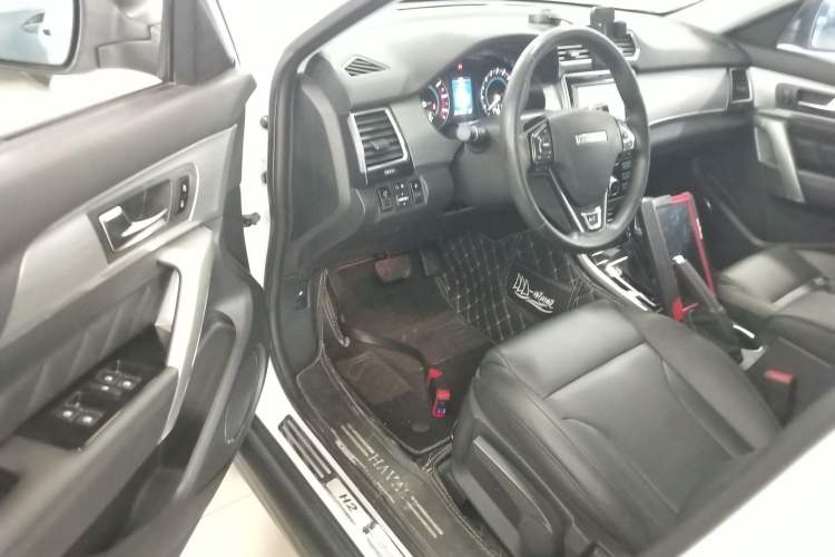 Used Haval H2 2016 Red Label 1.5T Automatic Two-Wheel Drive Elite Model