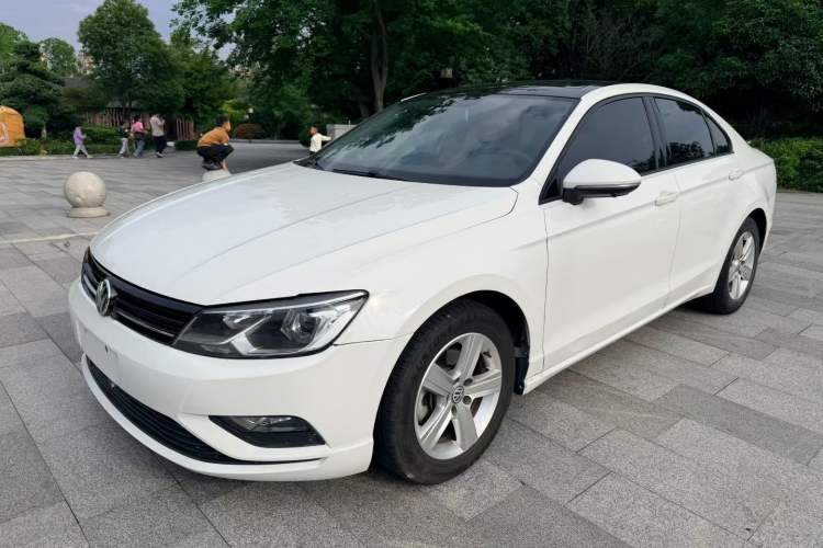 Used Volkswagen Lamando 2018 230TSI DSG Fashion Edition Guazi used car, China used car export, Used car for sale, Used  cars, Cheapest cars for sale