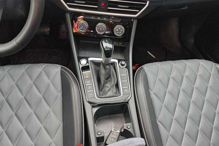 Used Volkswagen Sagitar 2024 300TSI DSG Excellence Edition