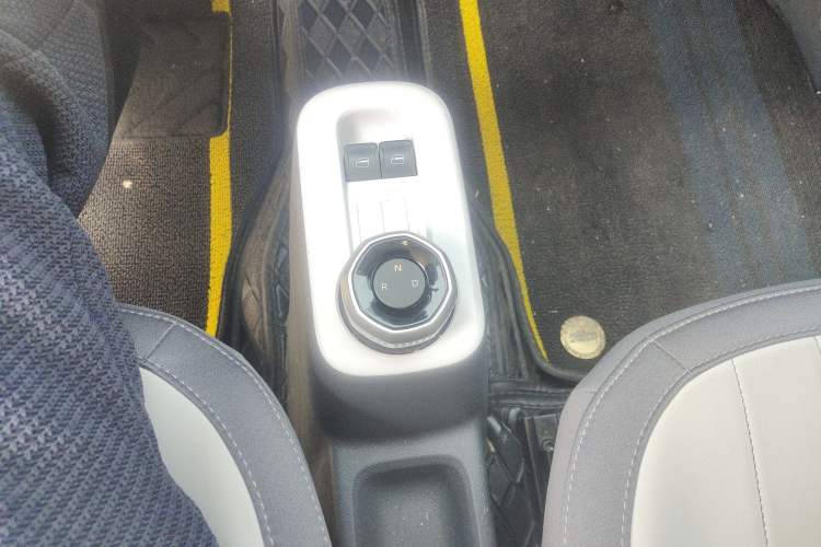 Used Geely Galaxy Panda 2025 210km Panda Kart Gear Lever