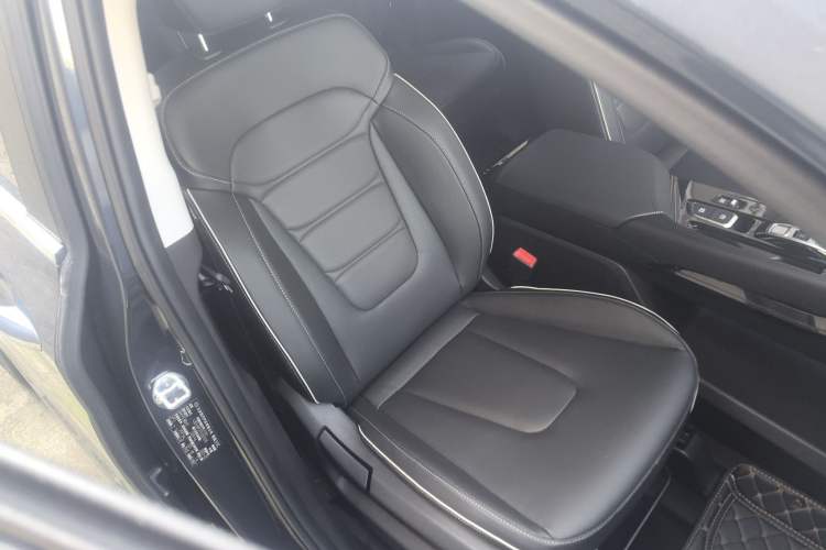 Used Hyundai Custo 2024 270TGDi LUX Prestige Edition
