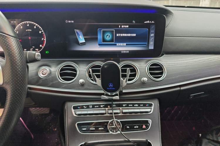 Used Mercedes-Benz E-Class 2018 Facelift E 200 L Sport Edition Audio And AC Panel