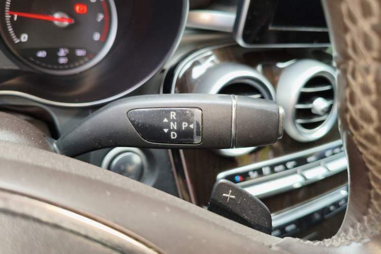 Used Mercedes-Benz GLC 2017 GLC 260 4MATIC Luxury Model