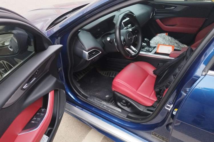 Used Jaguar XEL 2021 2.0T 250 PS R-DYNAMIC S Advanced Sport Edition Driver Seat