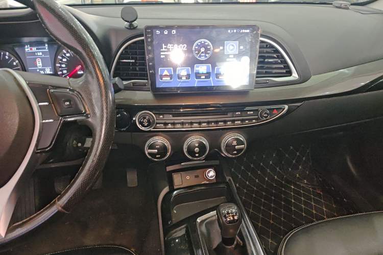 Used GAC Trumpchi GA6 2016 235T Manual Elite Edition Audio And AC Panel