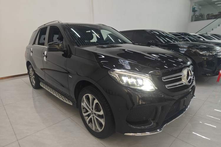 Used Mercedes-Benz GLE 2018 GLE 320 4MATIC Dynamic Edition Collector's Edition
