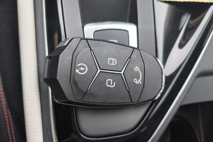 Used Lynk & Co 02 2019 High-Energy Edition 2.0T Automatic Two-Wheel Drive Zhaoban Model China VI Standard
