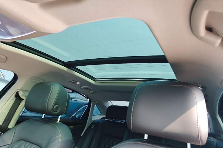 Used Volkswagen Passat 2019 330TSI Luxury Edition China V Standard
