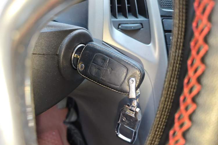 Used Buick GT 2012 XT 1.6L Automatic Fashion Edition