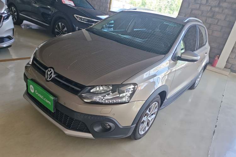 Used Volkswagen Polo 2016 1.6L Cross Polo Automatic