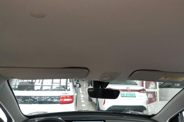 Used Wuling Bingo 2023 333 km Enjoyment Version Headliner