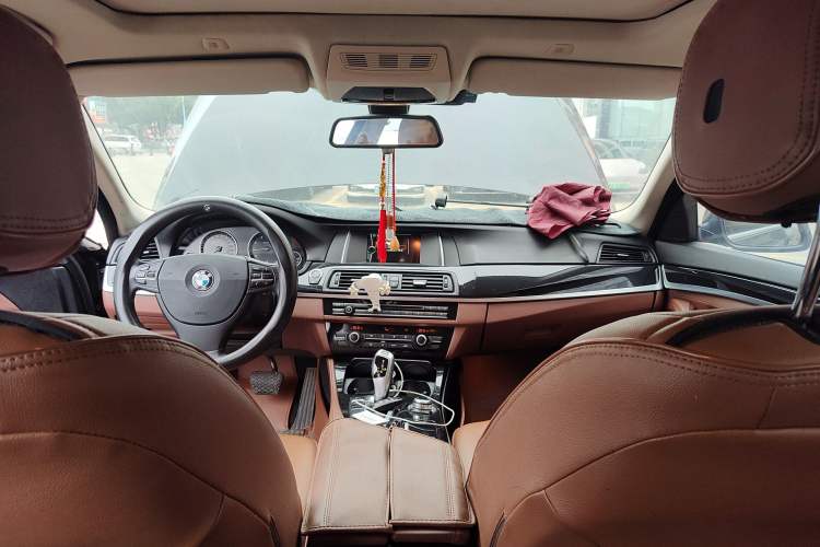 Used BMW 5 Series 2014 520Li Elegant Model