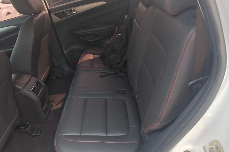 Used CHANGAN CS75 2016 2.0L Manual Comfort Version China V Standard