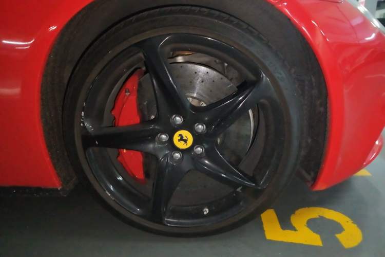 Used Ferrari FF 2012 6.3L V12

