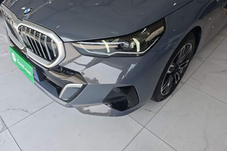 Used BMW 5 Series 2024 530Li Leading Model M Sport Package