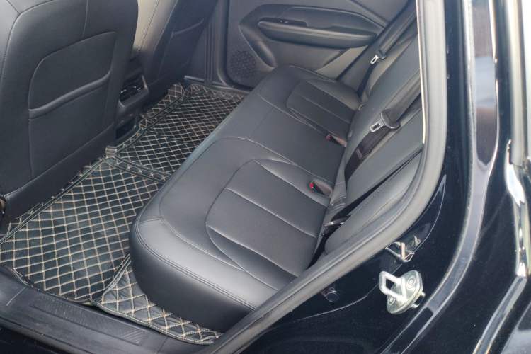 Used Wuling Xingguang 2023 70 Standard Edition Left Rear Seat