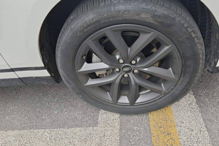 Used Land Rover Range Rover Velar 2024 Dynamic SE
