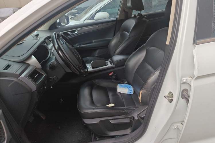 Used Geely Auto Emgrand GL 2018 1.8L DCT Elite Smart Connectivity Version

