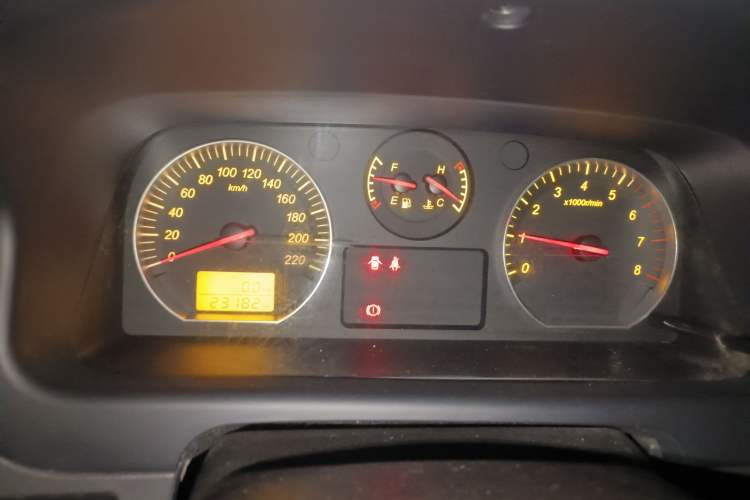 Used Jinbei Express 2020 2.0L Upgraded Version China VI Standard 6-Seater 1TZS