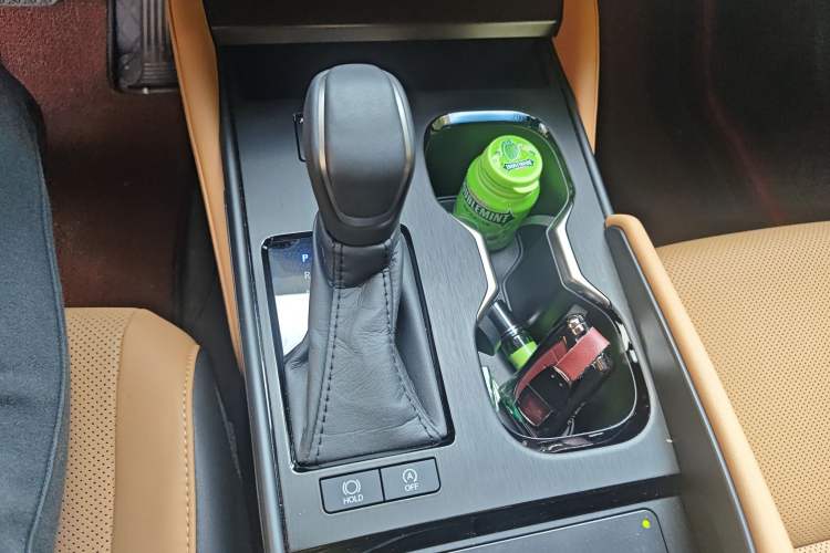 Used Lexus ES 2025 Model, 200 Special Edition