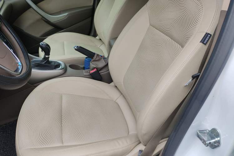 Used Buick GT 2013 GT 1.6L Manual Entry-Level Model