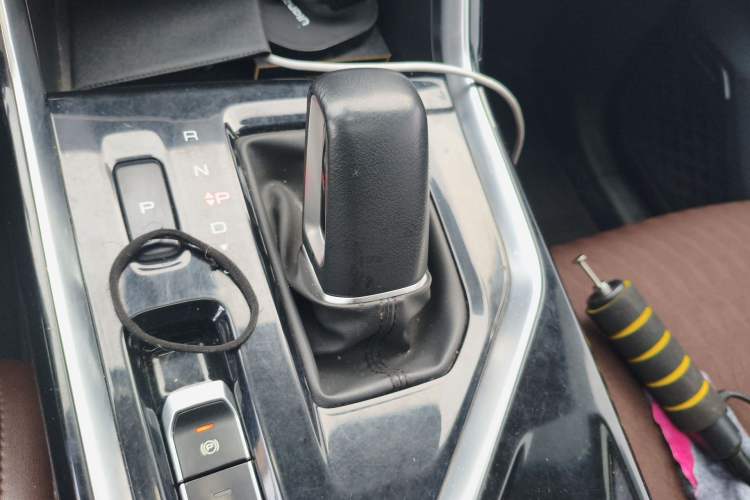 Used Wuling Asta 2022 2.0L DHT Electric-Speed Version