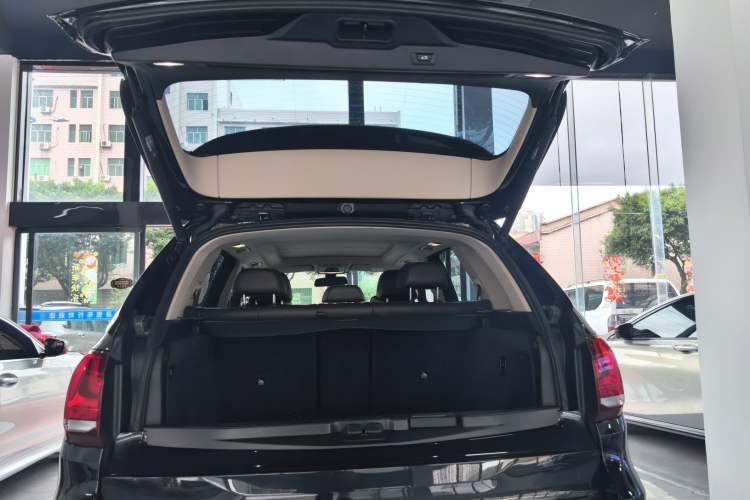 Used BMW X5 2018 xDrive28i
