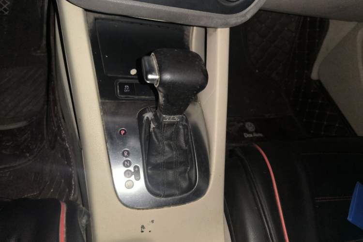 Used Volkswagen Sagitar 2010 1.4 TSI Automatic Tech Edition