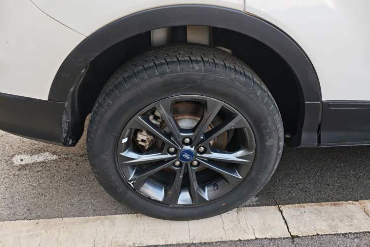 Used Ford Kuga 2019 EcoBoost 180 Two-Wheel-Drive Platinum Edition China VI Standard