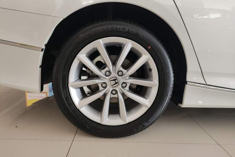 Used Honda Accord 2022 260TURBO Luxury Edition Right Rear Wheel Hub