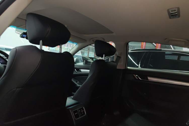 Used Honda Accord 2018 260TURBO Elite Edition China VI Headliner