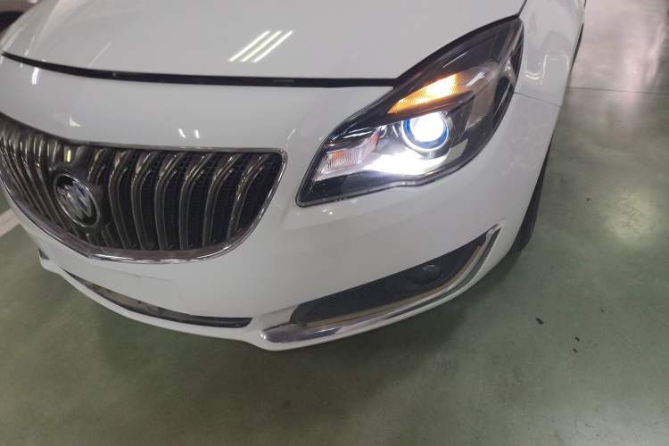 Used Buick Regal 2015 1.6T Leading Technology Model Left Front Headlight