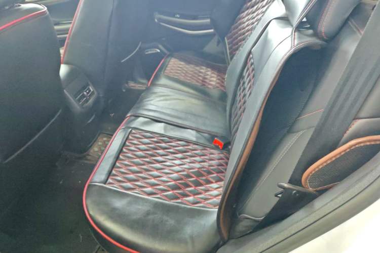 Used CHANGAN CS75 2018 280T Automatic Smart Edition China V-standard Left Rear Seat